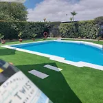 Ibis Cadiz 2*