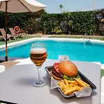 Ibis Cadiz 2*