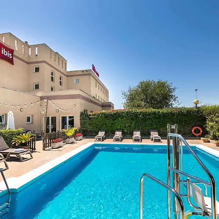 Ibis Cadiz ホテル 2*