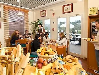 ホテル Ibis Cadiz ヘレス