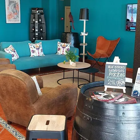 Ibis Cadiz 2*