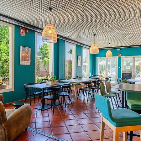 Ibis Cadiz ホテル