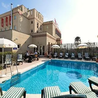 Ibis Cadiz 2*