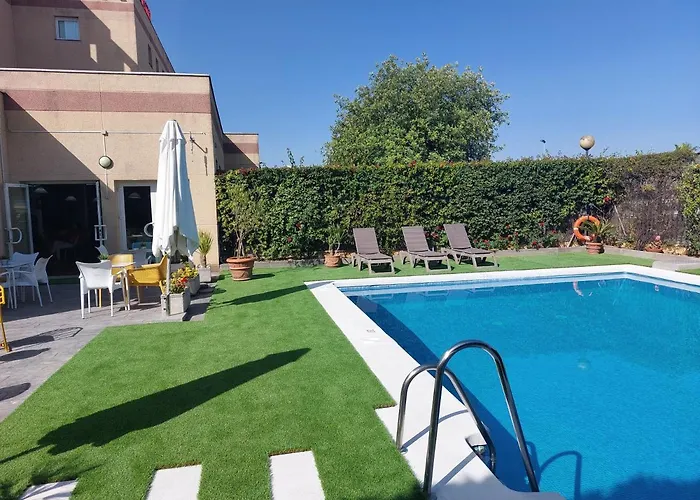 Ibis Cadiz Отель