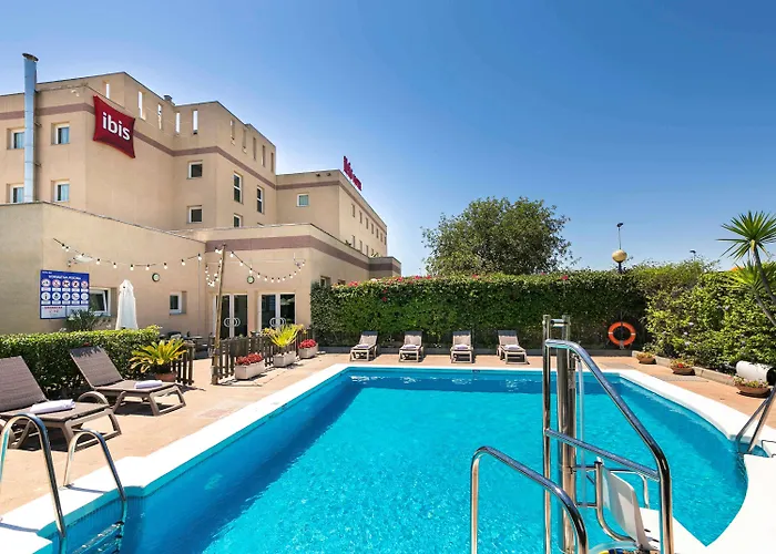 Ibis Cadiz Отель 2*