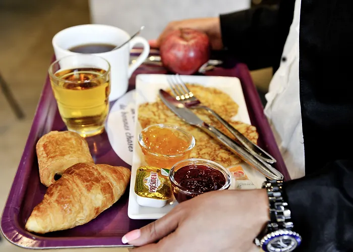 Отель Ibis Cadiz 2*