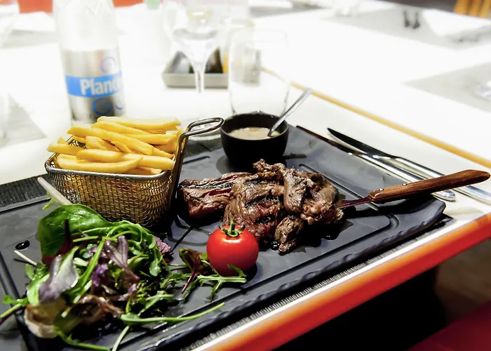 赫雷斯德拉弗龙特拉加的斯宜必思酒店 赫雷斯