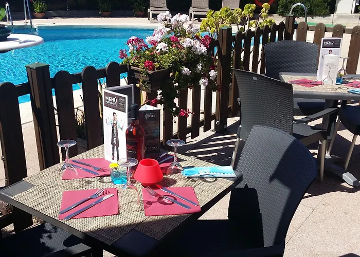 赫雷斯德拉弗龙特拉加的斯宜必思酒店 酒店 2*