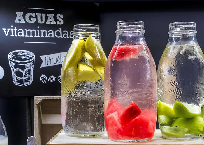 赫雷斯德拉弗龙特拉加的斯宜必思酒店 酒店